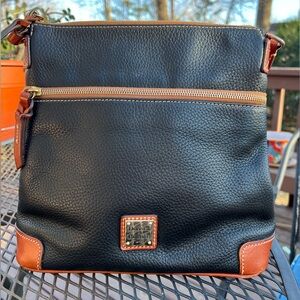Dooney & Bourke Pebble Grain Crossbody Bag, EUC